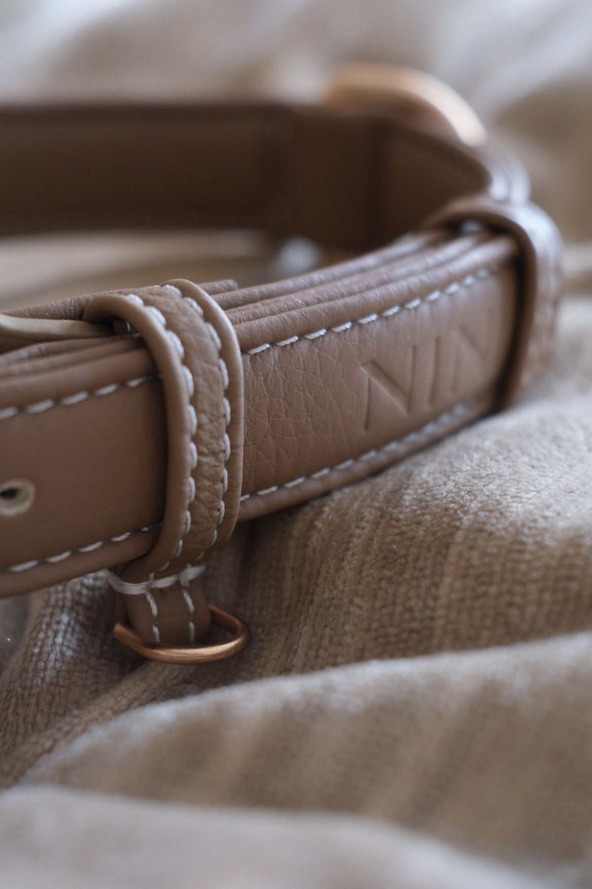 Collier Beige