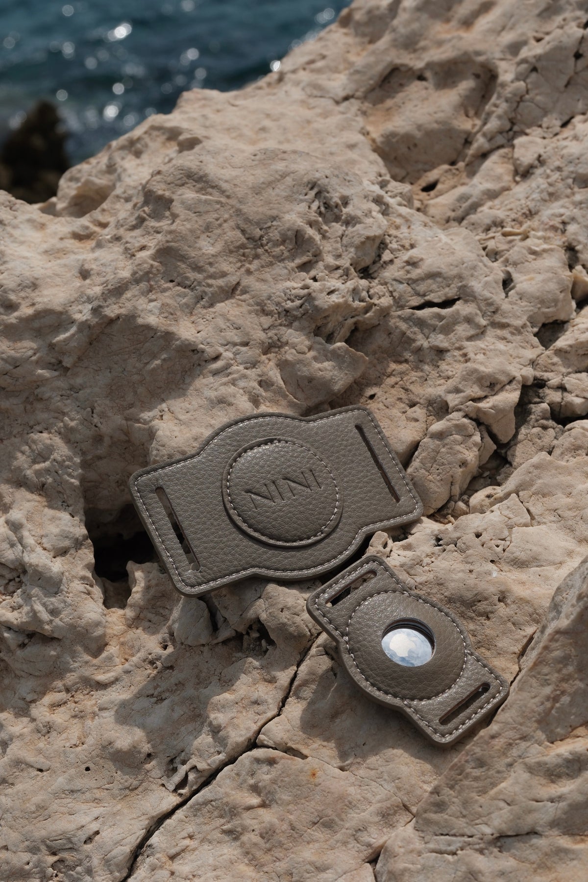Porte-AirTag pour chien - Taupe